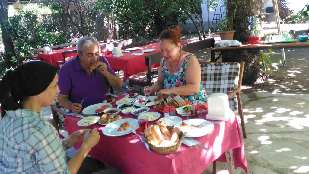 Arya Holiday Houses Cirali Bagian luar foto